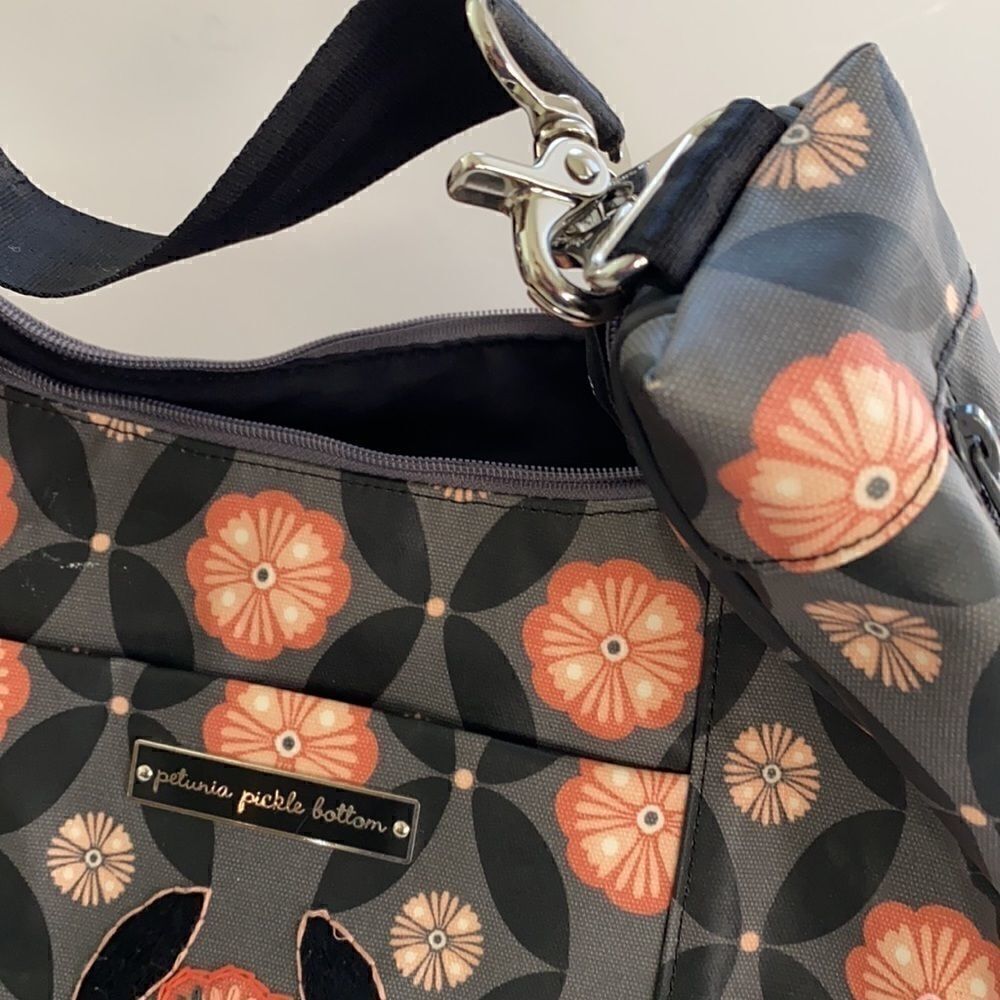 PETUNIA PICKLE BOTTOM TOURING TOTE DIAPER BAG - Picture 11 of 15